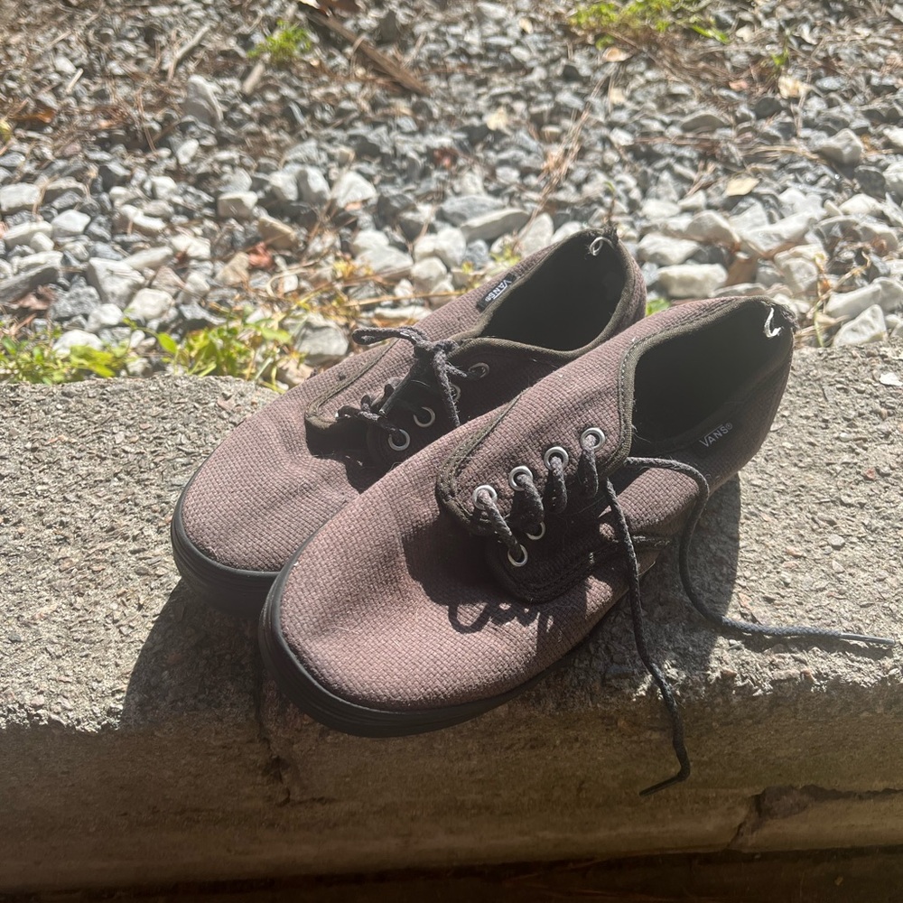 Vans Men's Dark Brown Canvas Sneakers. Women’s size 6